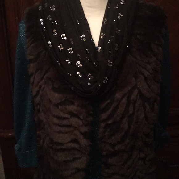 Women’s Dana Buchman  Faux Furry Vest - Picture 1 of 9